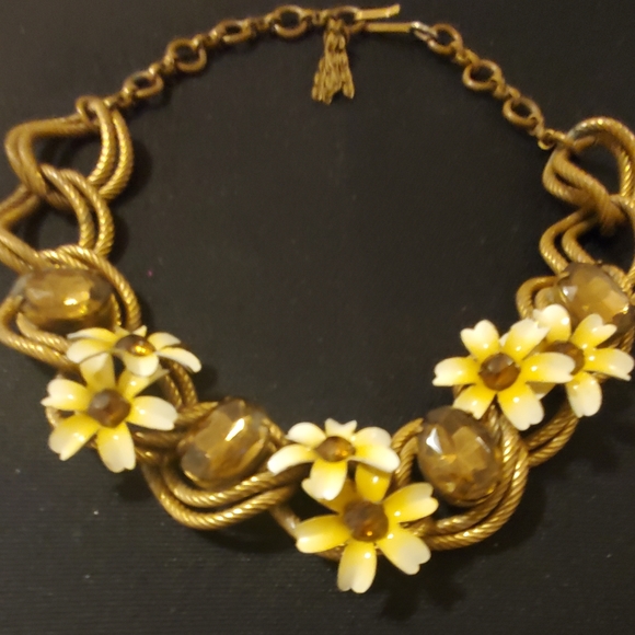 Antique 1940s Gold West Germany Floral Metal Artwork Necklace with Glass Stones - Picture 4 of 5